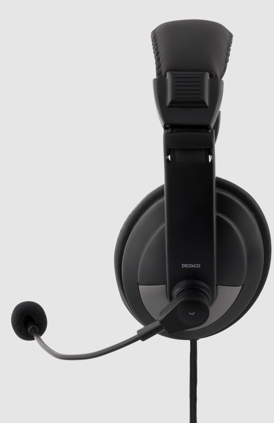 Deltaco USB-C headset sort over-ear, polstret hovedbøjle, justerbar mikrofon, logo på ørekop.
