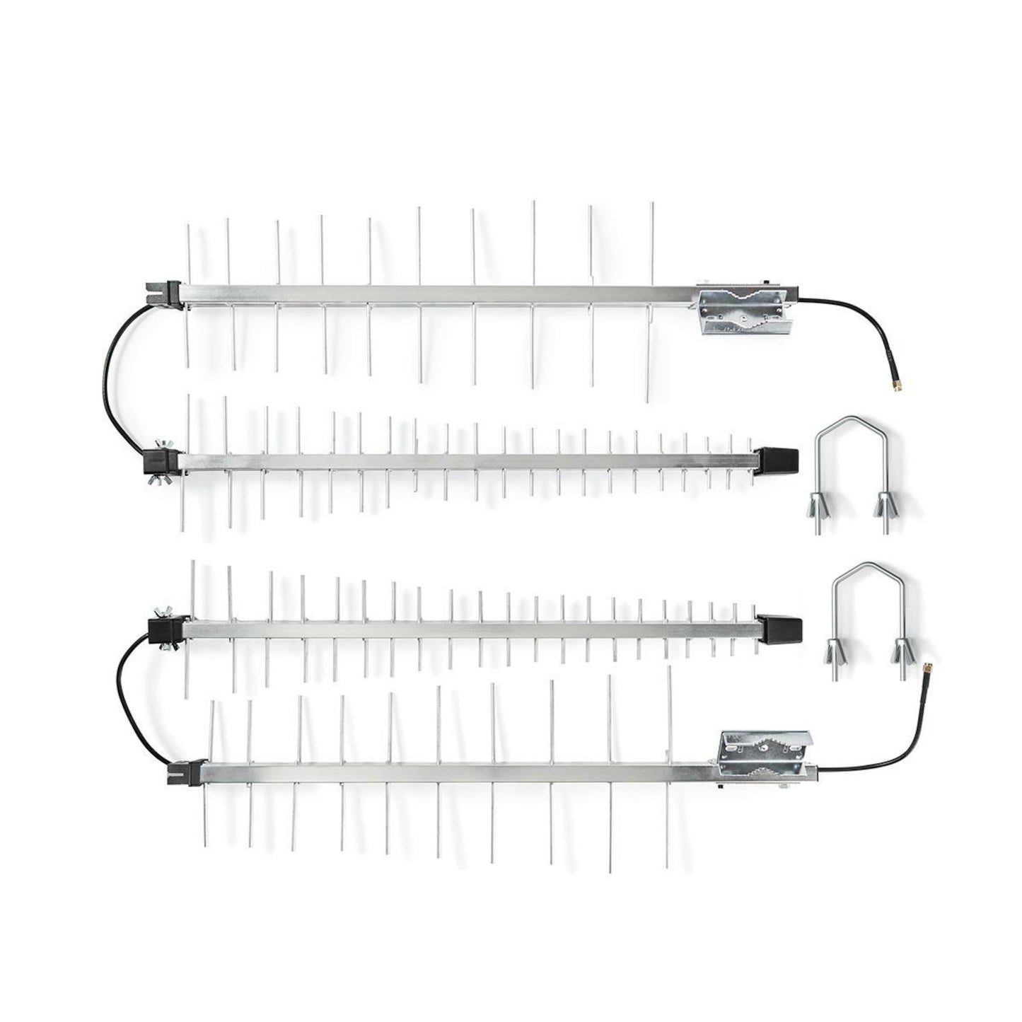 Rettet 5G-antenne med Mimo 15 dBi, tre metalliske Yagi-antenner, til U-beslag og kabelstik til 4G/5G-router.