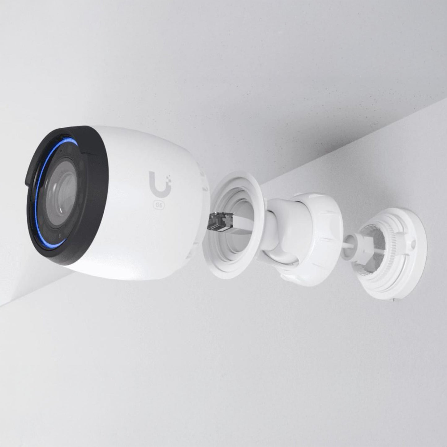 Ubiquiti UVC-G5-PRO hvid PoE udendørs overvågningskamera, blå ring, eksploderet visning af monteringsdele, 4K-opløsning.