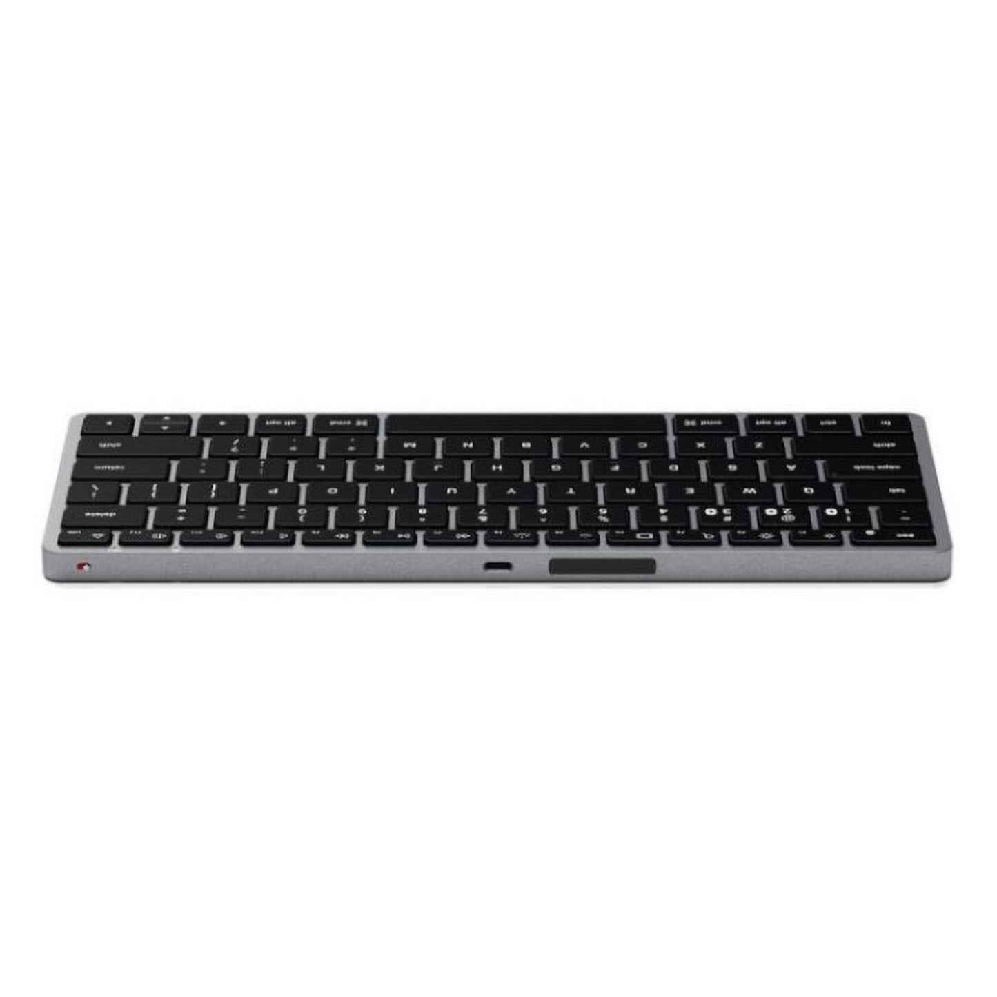 Satechi Slim X1 trådløst tastatur til macOS, sort og sølv, lavprofiltaster, set forfra.