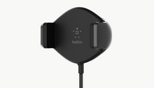 Belkin BOOST UP trådløs biloplader 10W sort, klemmeholder med tilsluttet opladerkabel og Qi trådløs opladning.