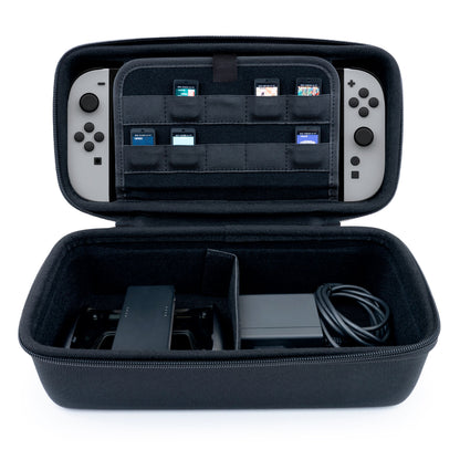 Nintendo Switch 2 Pung XL sort etui med lynlås til Nintendo Switch 2 konsol, spilcartridges, dock og strømkabel.