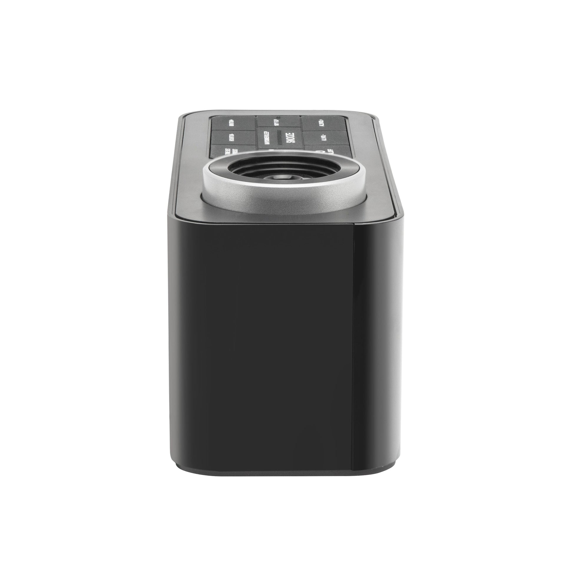 Rubicson Projektorur med alarm og FM-radio sort rektangulær med rund kontrolknap, topknapper og LED-display forfra.