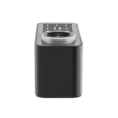Rubicson Projektorur med alarm og FM-radio sort rektangulær med rund kontrolknap, topknapper og LED-display forfra.