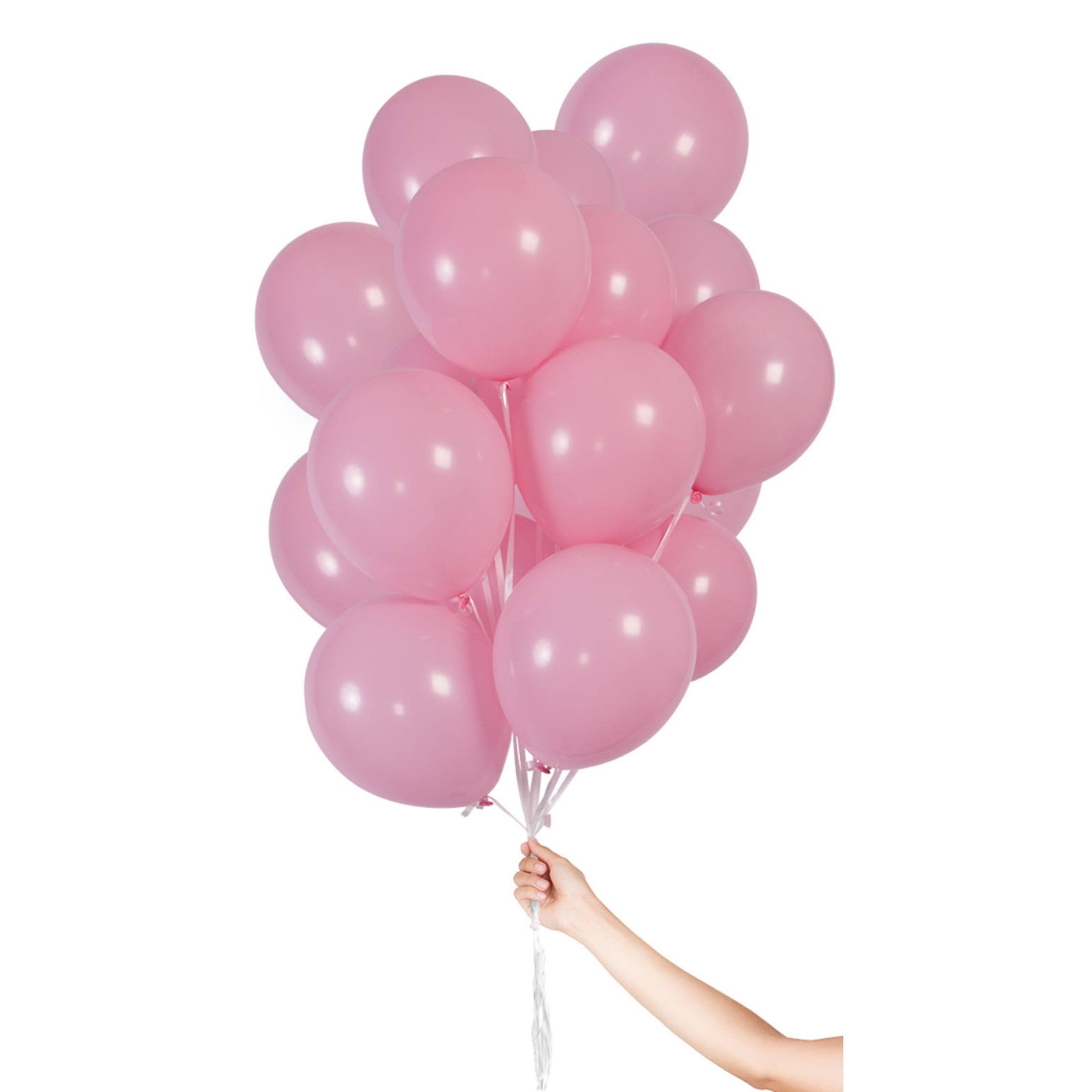 Hånd holder lyserøde Folatbv balloner 30-pack med ballonsnor.