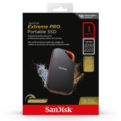 Sandisk Extreme PRO bærbar SSD 1TB, op til 2000MB/s, vand- og støvtæt, vises på emballage med produktbillede.