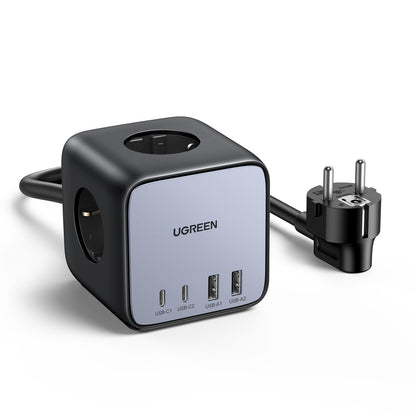 UGREEN power cube sort/sølv med 3 USB, 2 USB-C porte og flere stik via kort EU-kabel.