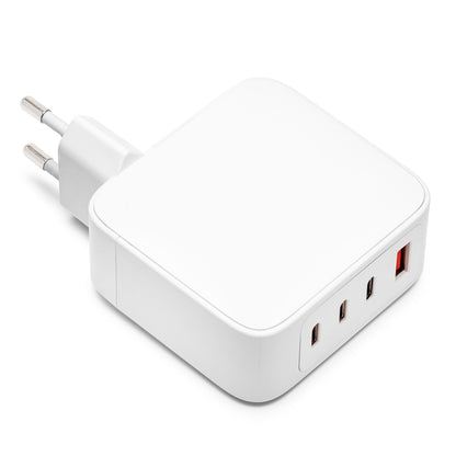 GaN multioplader PD 3.1 140W hvid med europæisk stik, 2x USB-C, 1x USB-A, 1x rød-accenteret port, hurtig opladning.