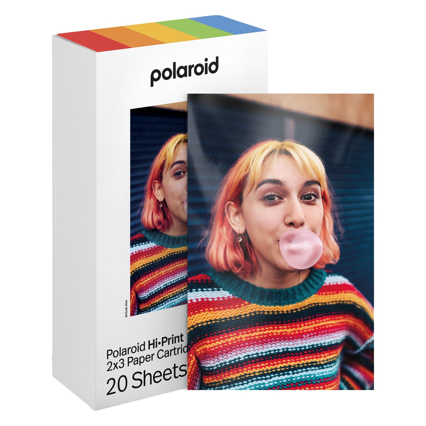 Polaroid Hi-Print Gen 2 fotopapir 20-pak æske med motiv af ung person med pink hår der tygger bobletyggegummi.