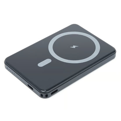 LINOCELL magnetisk powerbank på 5000 mAh, sort med afrundede kanter, opladningssymbol, MagSafe, 15 W trådløs opladning og 20 W USB-C-porte.