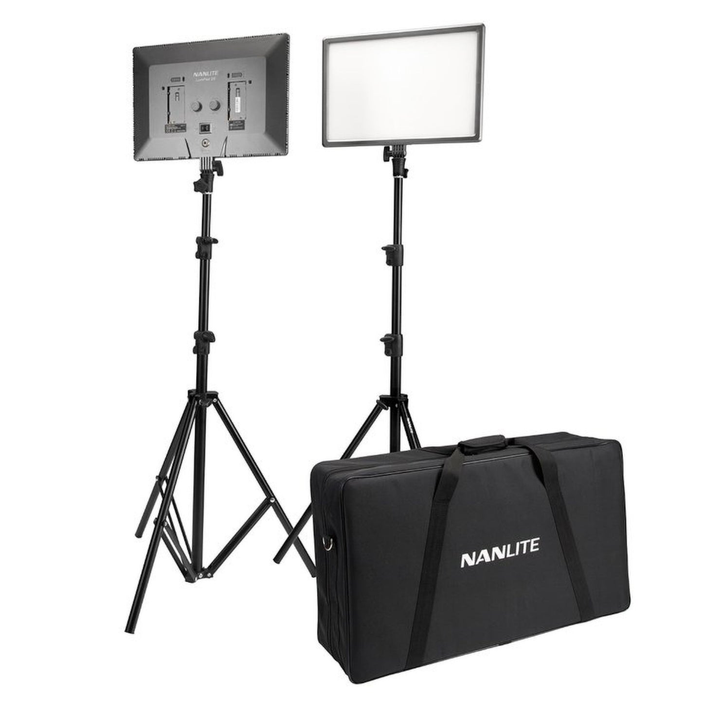 Nanlite LumiPad 25 LED-paneler med stativ 2-pakke og sort NANLITE bæretaske.