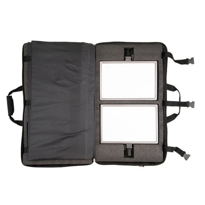 Nanlite LumiPad 25 LED-paneler med stativ 2-pakke i sort kuffert, til hvide LED-paneler i grå skumindlæg.