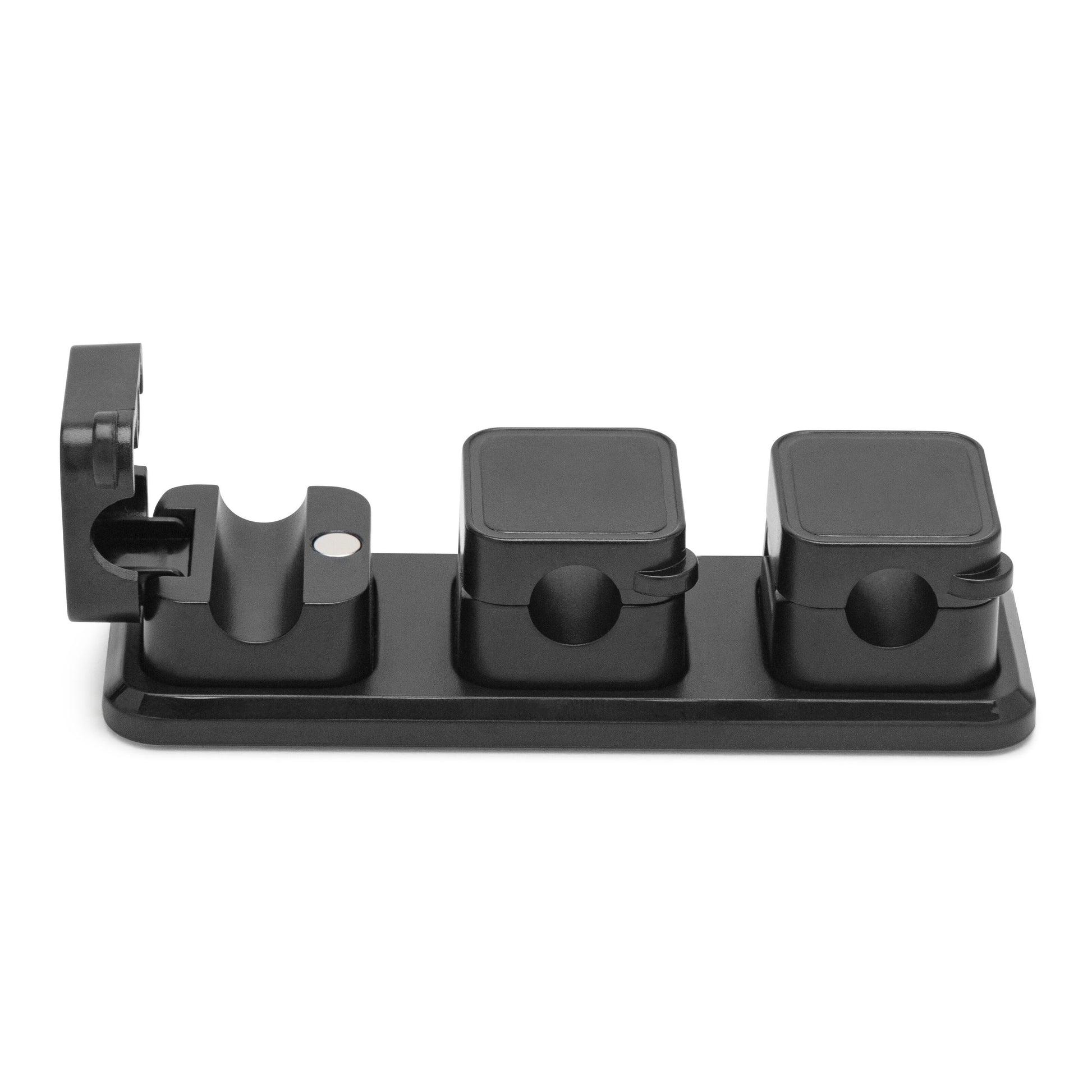 Magnetisk kabelklemme med sort bundplade, 6-pak, til organisering af flere ladekabler med magnetisk bund.