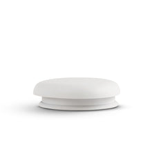 3 stk. Housegard Pebble hvid røgalarm, rund form med glat buet top og en lidt bredere cirkulær bund.