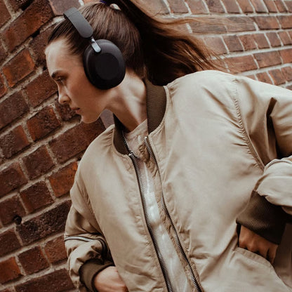 Sudio K2 Pro trådløse over-ear-høretelefoner med ANC, Sort