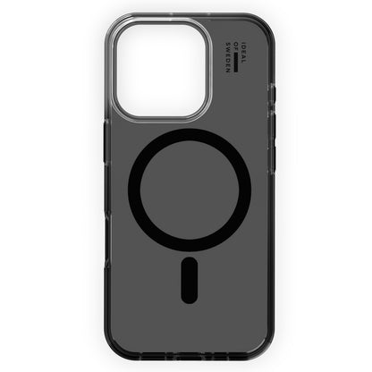 IDEAL OF SWEDEN Clear MagSafe Case Tinted Black til iPhone 16 Pro, sort alignmentsymbol, logo ved kamera, faldtestet beskyttelse.