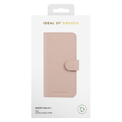 Ideal Of Sweden Magnet Wallet+ pungcover til iPhone 11/XR pink med magnetlukning og genbrugsmaterialer i detailæske.