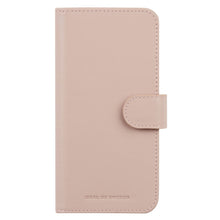 IDEAL OF SWEDEN Magnet Wallet+ pungcover til iPhone 12/12 Pro i pink med knaplukning og præget logo.