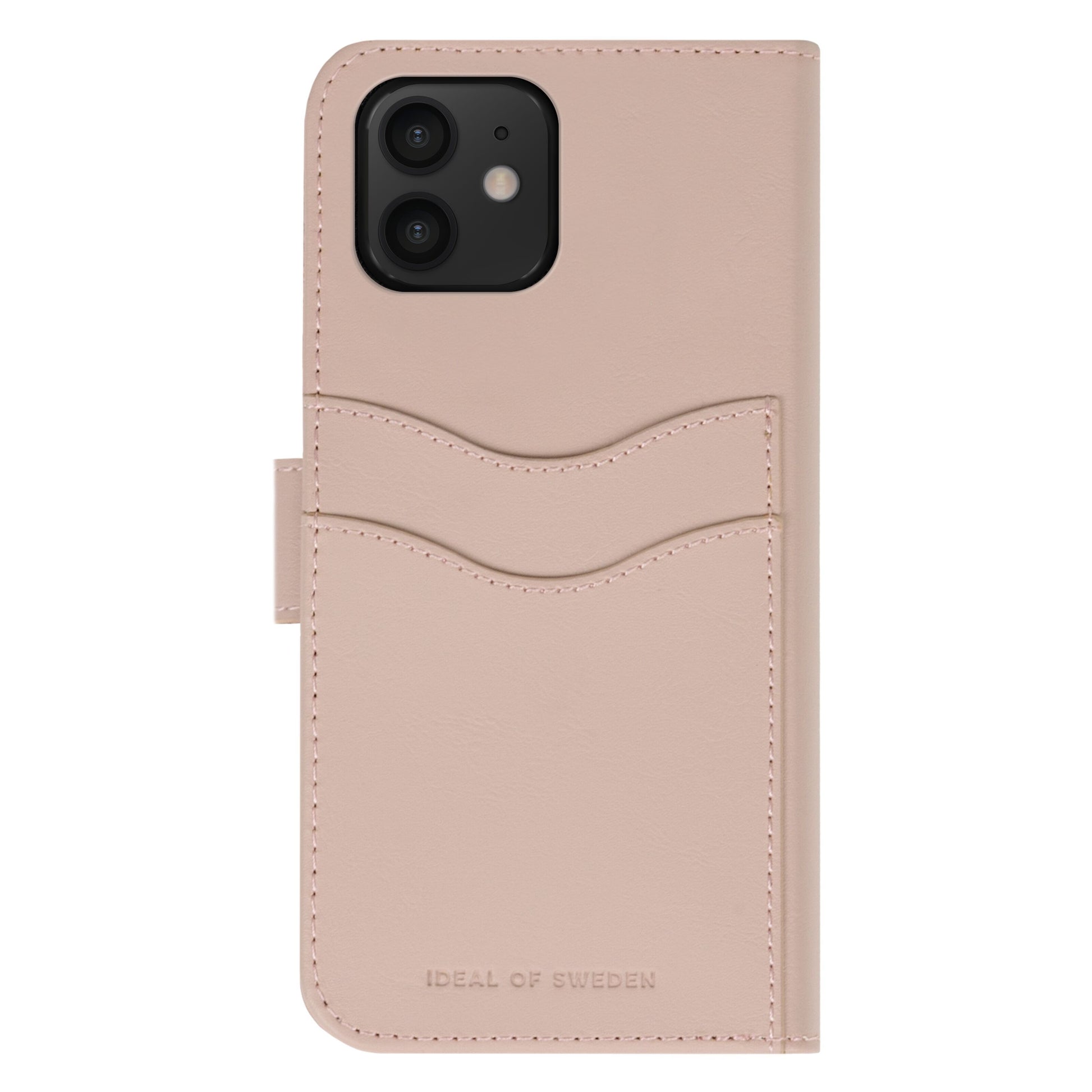 Pink IDEAL OF SWEDEN Magnet Wallet+ pungcover til iPhone 12/12 Pro, to buede kortlommer bagpå, logo forneden, med sort mobil.