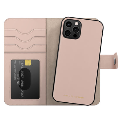 IDEAL OF SWEDEN Magnet Wallet+ pink til iPhone 12/12 Pro med kortholdere, trykknap, MR. CARDHOLDER-kort, guldlogo.