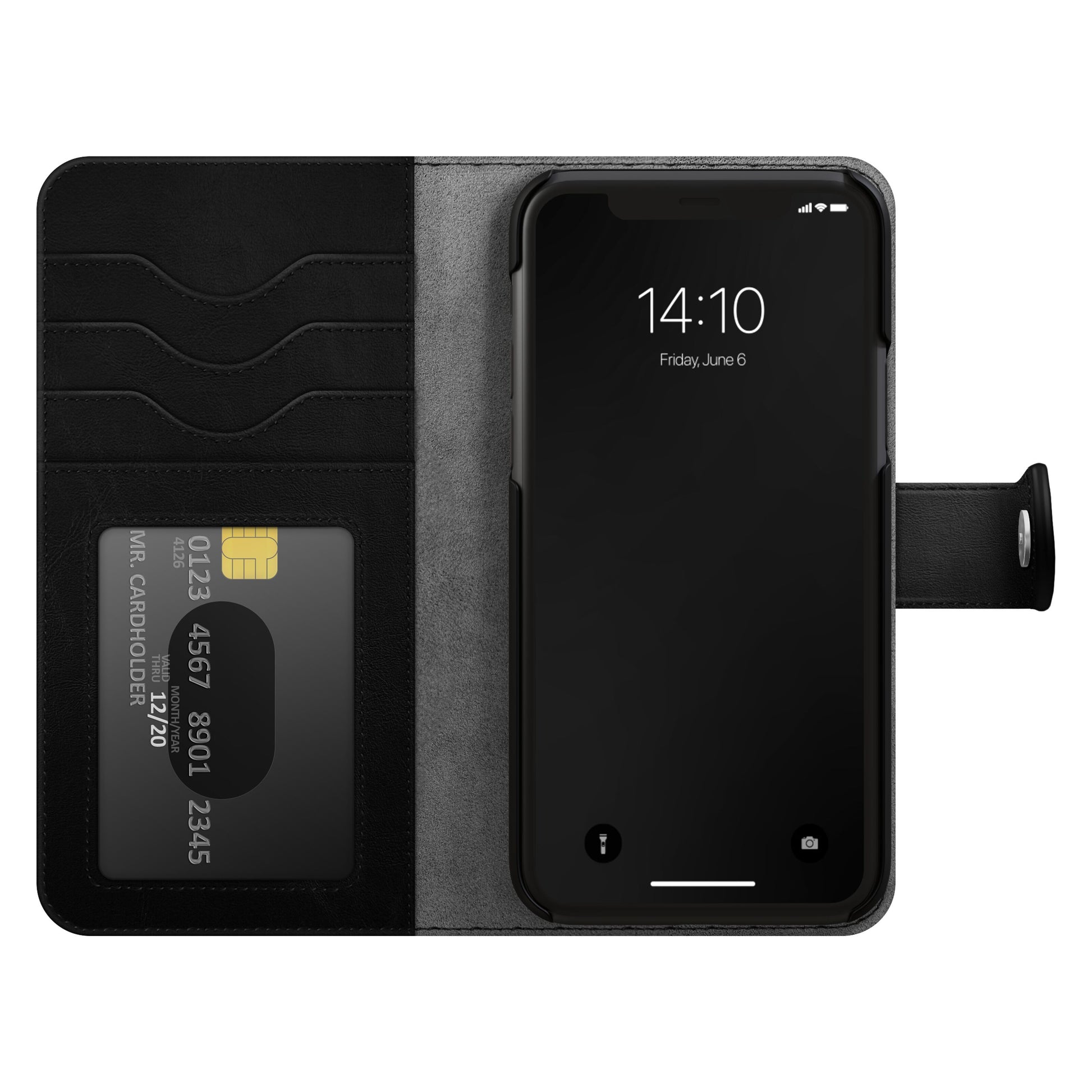 IPhone 12 i Magnet Wallet+ sort folio cover fra IDEAL OF SWEDEN med åbne kortholdere og dummykort MR. CARDHOLDER, klokken 14:10.