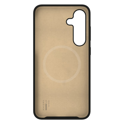 IDEAL OF SWEDEN Silicone MagSafe Cover Galaxy S24/S25 sort, udskæringer til kamera/knapper, MagSafe cirkel og logo nederst.
