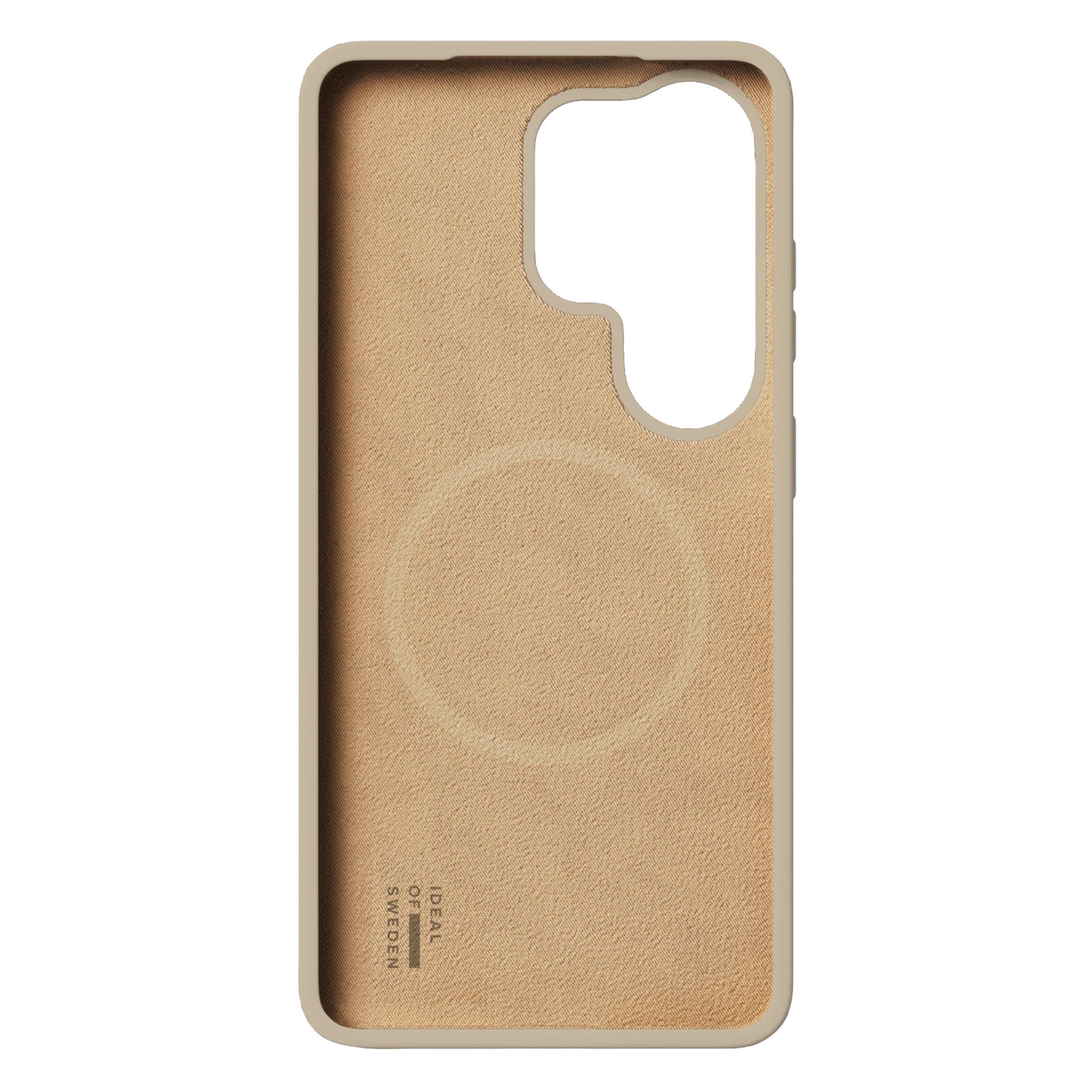 IDEAL OF SWEDEN Silicone MagSafe Cover til Galaxy S26 Ultra i beige, blød inderside, kameraudskæring, logo nederst.