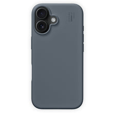 IDEAL OF SWEDEN Silikone MagSafe Cover iPhone 16 Midnight Blue, mat finish, dobbelt kameraudskæring, logo ved kamera.