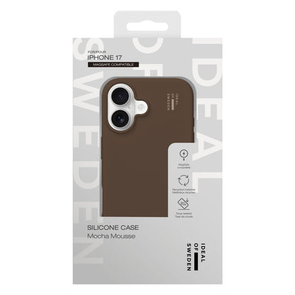 IDEAL OF SWEDEN silikone MagSafe cover til iPhone 17, farve Mocha Mousse, dropbeskyttelse, hvidt og gråt logo.