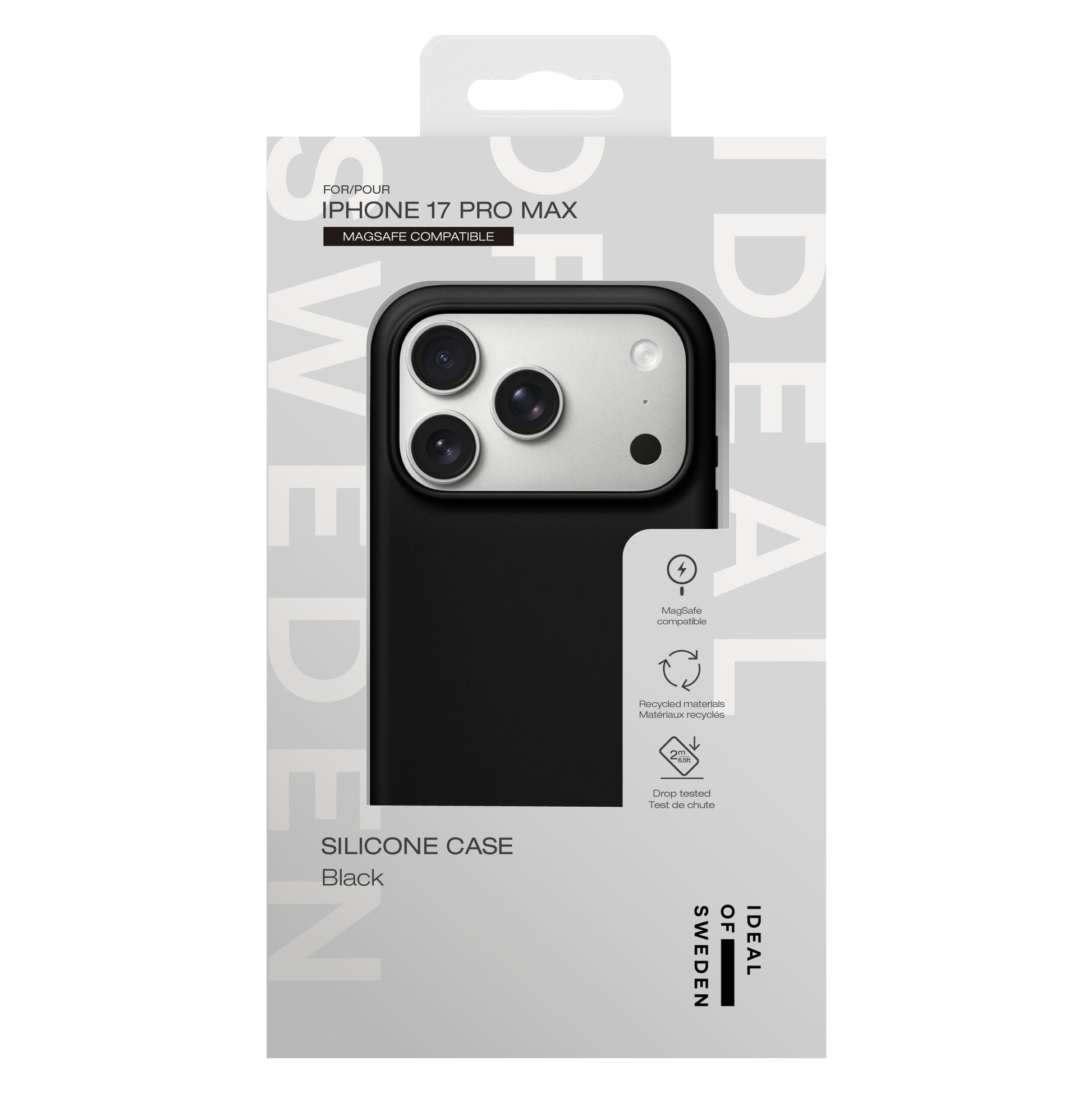 Ideal Of Sweden silikone MagSafe cover til iPhone 17 Pro Max sort, vist i emballage delvist på telefon, MagSafe-kompatibel.