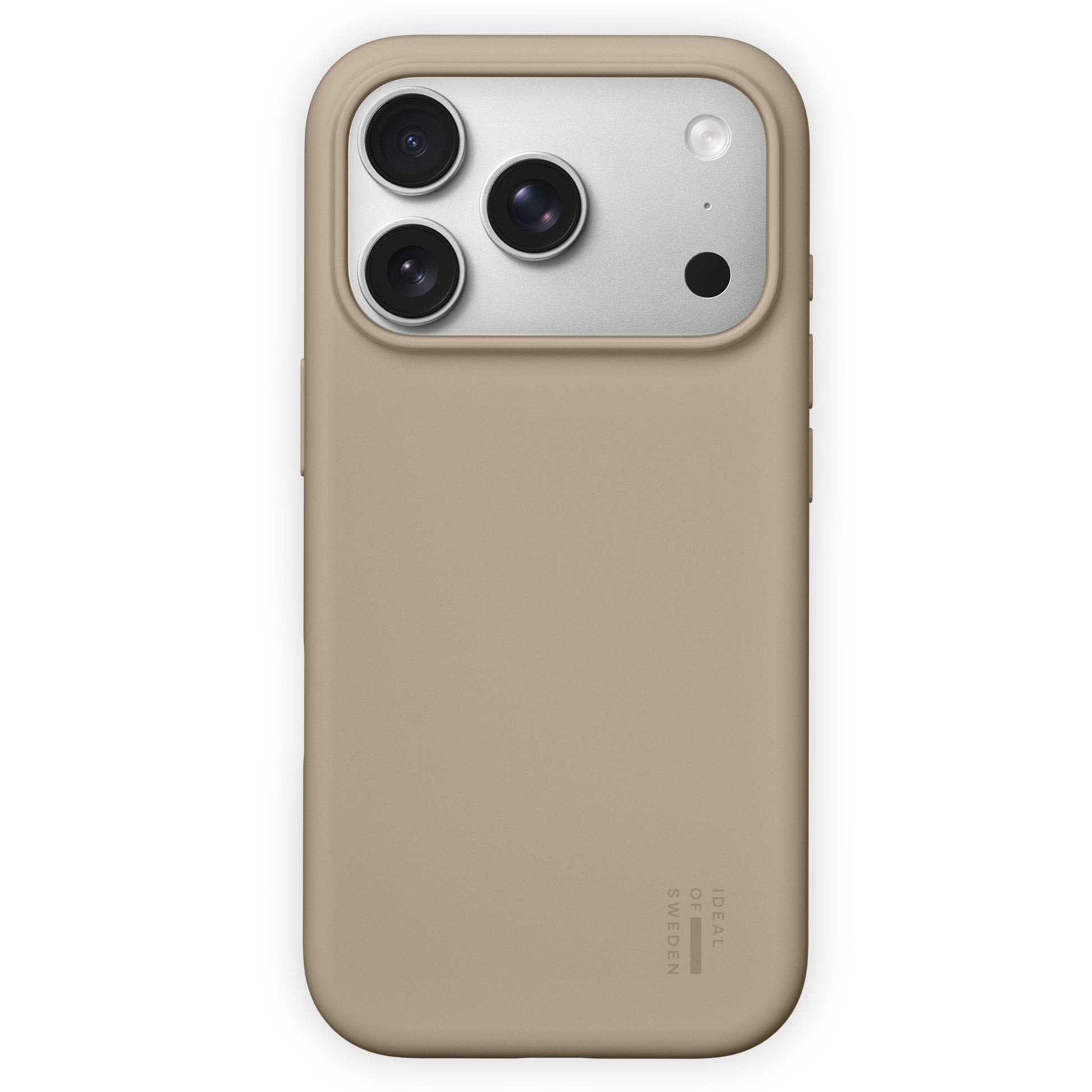 IDEAL OF SWEDEN Silikone MagSafe Cover i Perfect Beige til iPhone 17 Pro, mat finish, udskæringer til tre kameraer og logo.