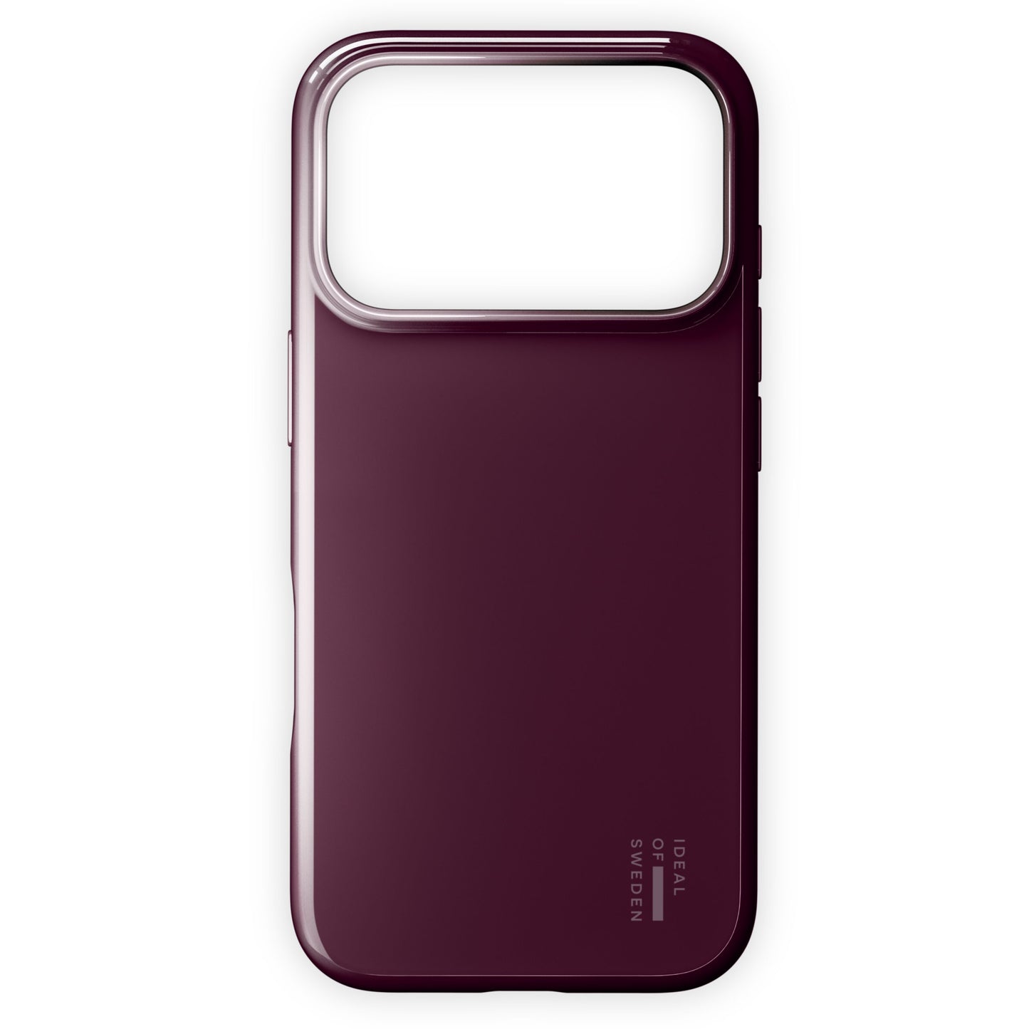 IDEAL OF SWEDEN Slim MagSafe Cover iPhone 17 Pro Glossy Cherry, mørkelilla, stor rektangulær kameracutout, hvid logo.