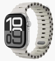 Vonmählen Wave Band 2 til Apple Watch creme, hvid riflet genanvendt silikone, skridsikkert design, urskive viser 10:09.
