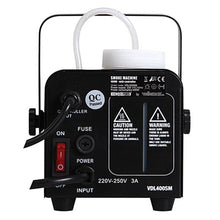 Hqpower Røgmaskine 400 W bagfra med advarselsmærkater, tænd/sluk-knap, sikring, strømstik, ledning og væskeslange, model VDL400SM.