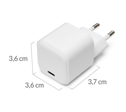 Linocell GaN USB-C oplader 65W, til runde stikben, USB-C port med Power Delivery, kompakt 3,6 x 3,6 x 3,7 cm.