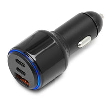Biloplader USB-C PD 95W, til USB-C PD-port, en USB-A-port, metallisk finish, blå LED-ring ved basen.