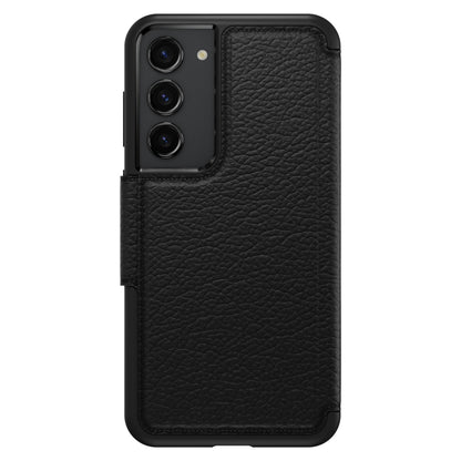 Otterbox Strada læder pung-etui til Galaxy S23 Plus sort med kornet mønster og tre kameraudskæringer.