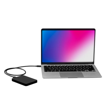 Laptop tilsluttet sort ekstern harddisk med Thunderbolt 4 USB-C-kabel 80 cm, sort, 40 Gb/s datahastighed.