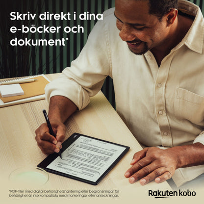 Kobo Elipsa 2E Notebook m. Kobo Stylus 2 ses brugt, svensk tekst på skærm, Kobo-logo nederst til højre.