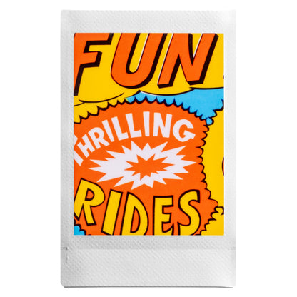 Fujifilm instax mini Link+ mobil fotoskriver printer instant fotos med "Fun, Thrilling, Rides" i orange, gul og blå.