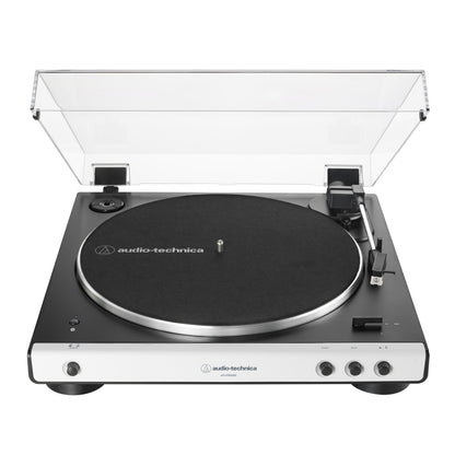 Audio Technica AT-LP60XBTWH pladespiller sort/sølv, fuldautomatisk, åben støvlåg, højrevendt tonearm, frontknapper.