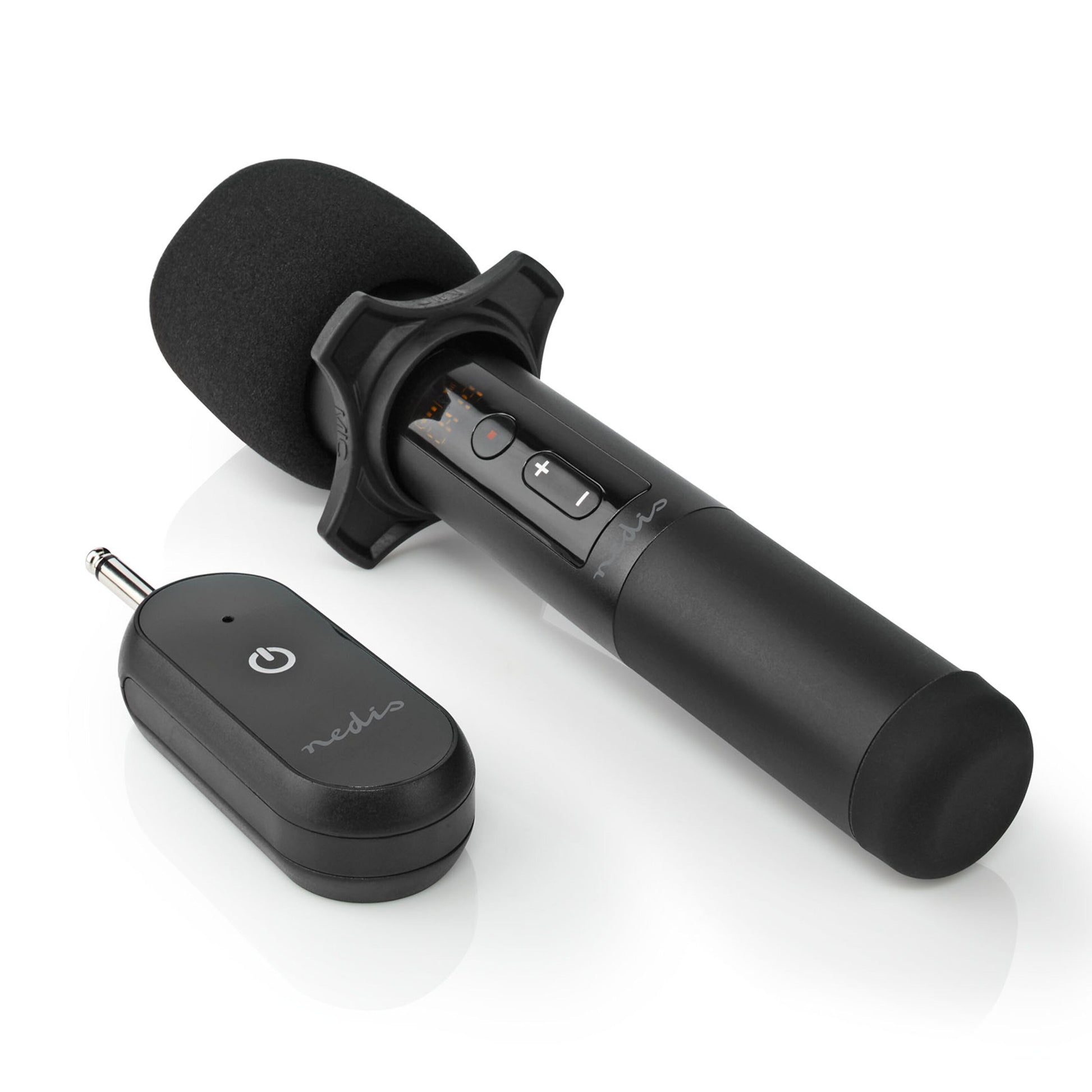 Nedis trådløst mikrofonsæt med sort trådløs mikrofon med kontrolknapper og sort modtager med powerknap.