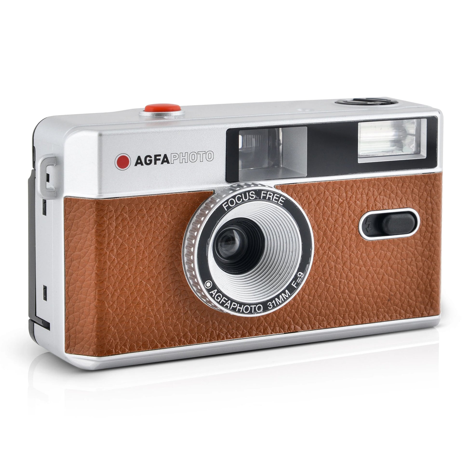 AgfaPhoto Analog kamera 35mm brun front sølvdetaljer FOCUS FREE 31MM 1:9 linse indbygget flash rød udløserknap.