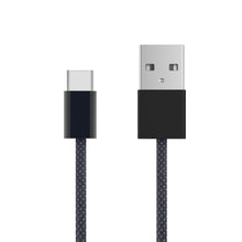 Linocell flettet USB-A til USB-C 2.0 kabel sort 1 m, Linocell-logo synligt, USB-A til højre og USB-C til venstre.