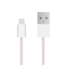Linocell flettet USB-A til Lightning-kabel MFi lyserød 1 m med begge stik synlige.