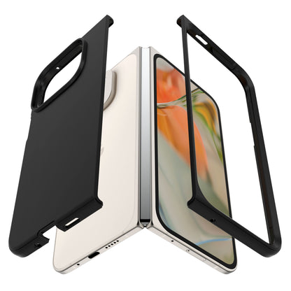 Otterbox Thin Flex 9 Pro Fold cover sort til Google Pixel 9 Pro Fold, viser til telefoner delvist i cover, skærme udad.