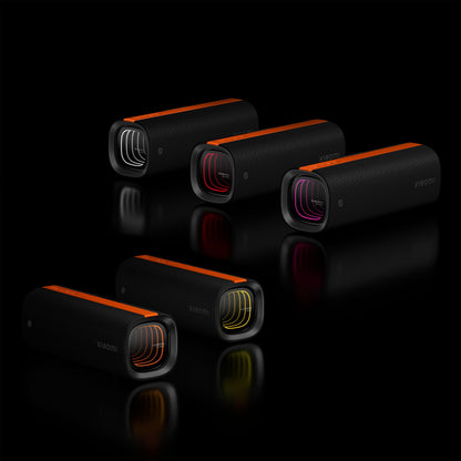 Xiaomi Sound Party bærbar Bluetooth-højttaler sort med orange detaljer, farvet indvendig grill, 50W lyd, IP67 vandtæt.
