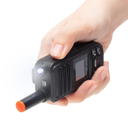 Walkie-talkie 2-pak 10 km rækkevidde, lille display, volumen/menu-knapper, hvid LED-lys, orange antennespidser, genopladelige batterier.
