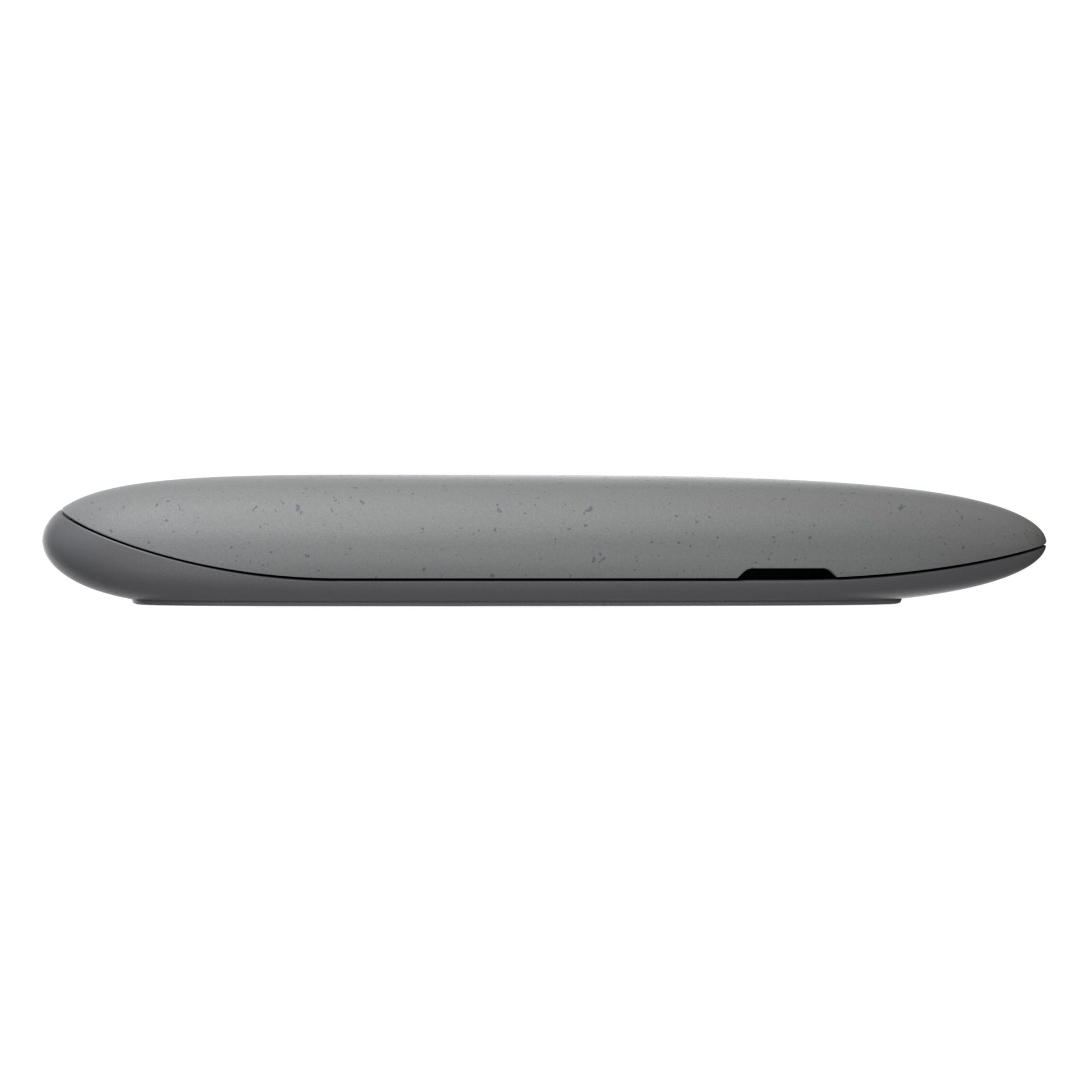 Trådløs mus grå set fra siden ved siden af Asus Cobble SSD-kabinet M.2 grå til ekstern lagring.