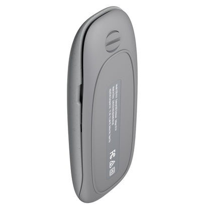 Asus Cobble SSD-kabinet M.2 grå set bagfra i vinkel med USB 3.2 Gen 2 port øverst og certificeringsmærkat.